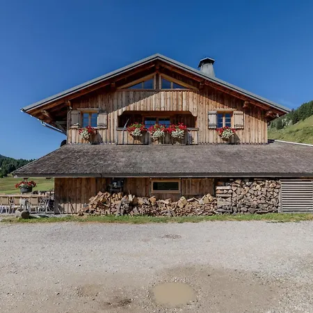 Chez Merlin Glieres-Val-de-Borne